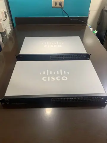 Switch Cisco SG300-28 administrable